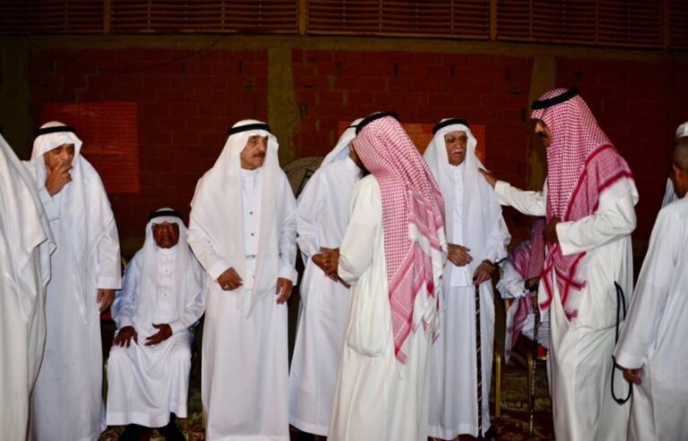 آل-باعامر-وآل-عبيد-يستقبلون-المواسين-في-وفاة-فقيدهم