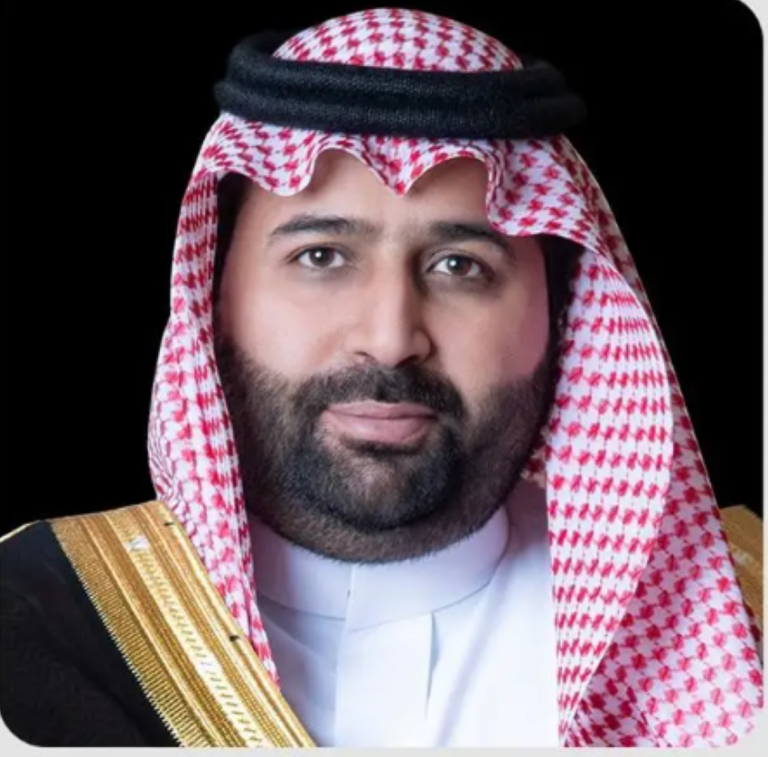 أمير-منطقة-جازان-ونائبه-يعزيان-شيخ-شمل-السادة-الخلاوية-وتوابعها-في-وفاة-والده