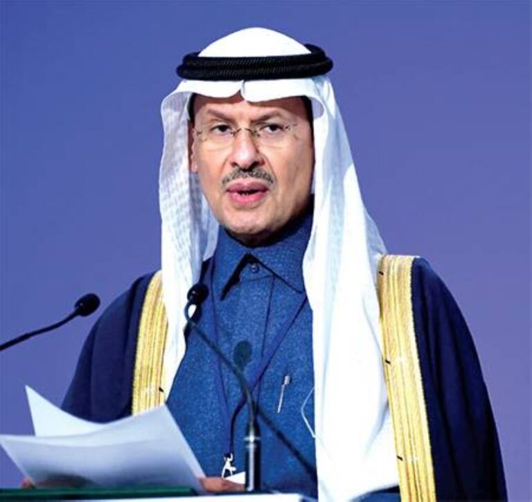 عبدالعزيز-بن-سلمان-يدعو-العالم-للواقعية-في-تأمين-الطاقة