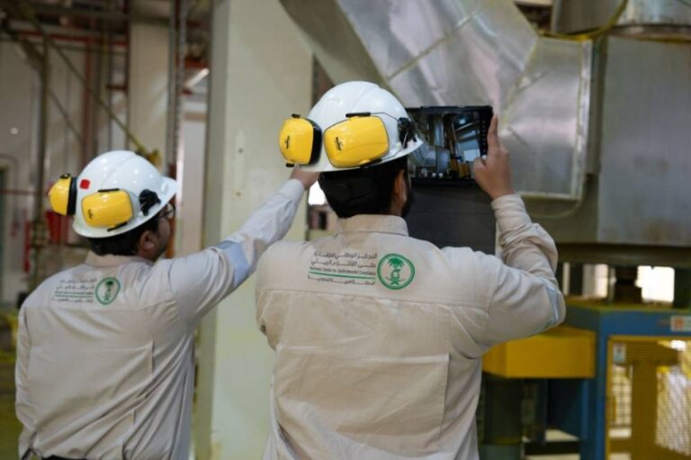 الالتزام-البيئي:-إصدار-20-ألف-تصريح-بيئي-في-عام-2025