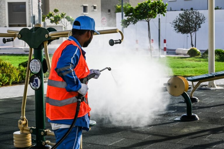 الدمام.-حملة-لمعالجة-التشوه-البصري-ترفع-99-ألف-متر-من-المخلفات