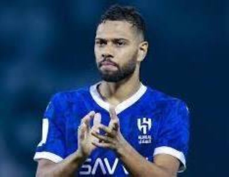 الهلال-يضرب-سوق-الانتقالات.-ويهرب-قبل-شبح-الحرمان