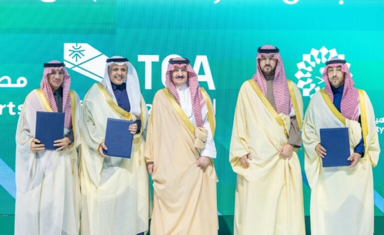 اتفاقية-لتعزيز-خدمات-النقل-وتحسين-الربط-بين-مطار-الملك-فهد-ومدن-الشرقية