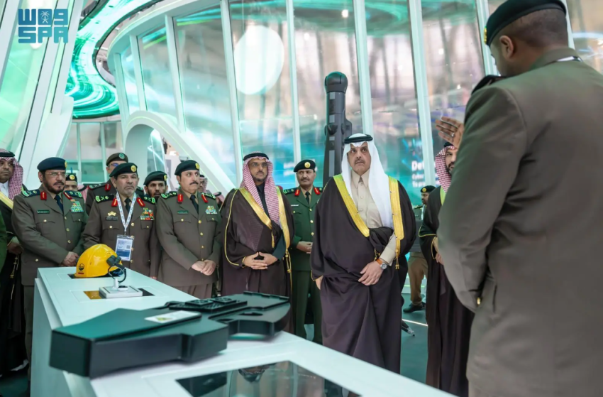 نائب-وزير-الداخلية-المُكلف-يزور-جناح-الوزارة-في-معرض-الدفاع-العالمي-2026