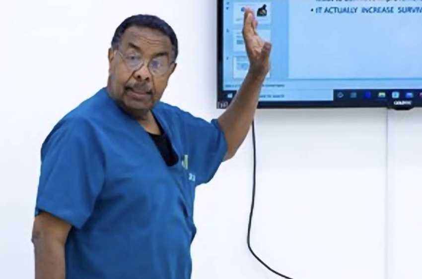 تجمع-حفر-الباطن-ينعي-الدكتور-عادل-استشاري-الجراحة