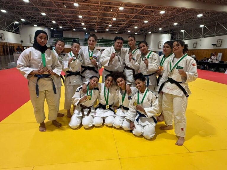 سيدات-جودو-القادسية-يحصدن-13-ميدالية-في-البطولة-المفتوحة
