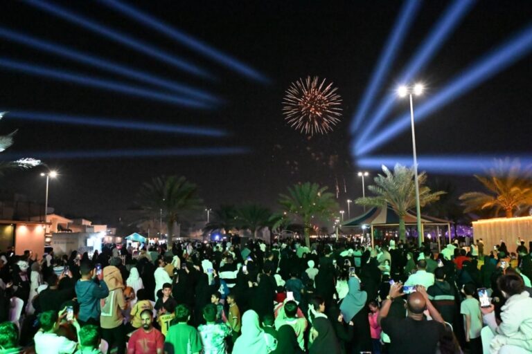 صور|-مليون-زهرة-و200-متطوع.-انطلاق-مهرجان-الزهور-الخامس-بالقطيف