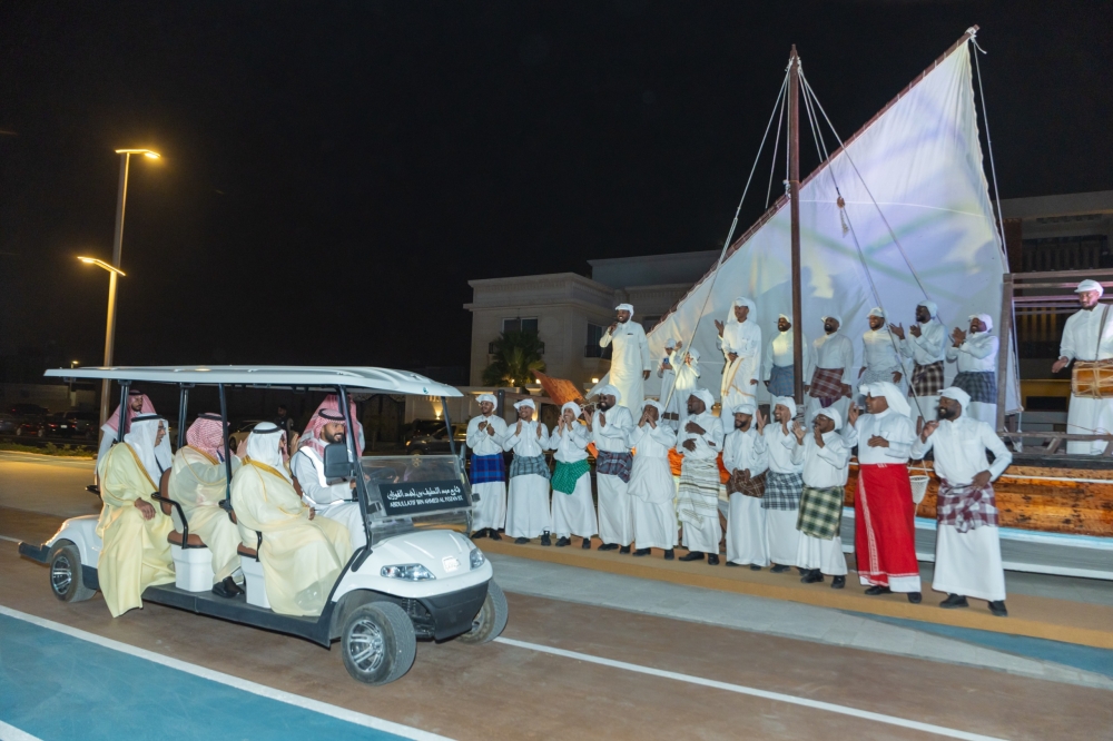 أمير-الشرقية-يدشّن-شارع-عبداللطيف-الفوزان-بالخُبر-بمساحات-خضراء-تتجاوز-22-ألف-م²