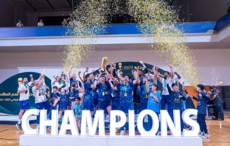 العلا-يتوج-بكأس-السوبر-لكرة-الصالات-بعد-الفوز-على-القادسية