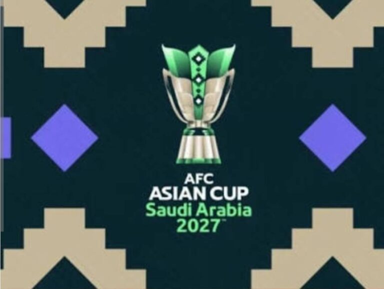 أمين-عام-الاتحاد-القاري-يدعو-الجماهير-للاستمتاع-بالتجربة-السعودية