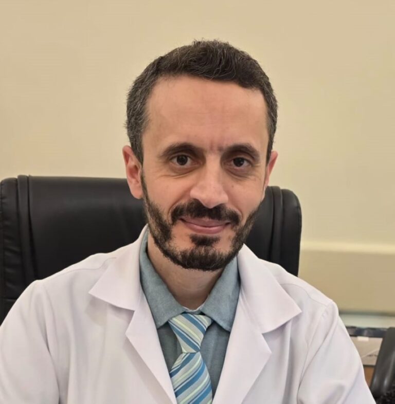 عاجل:-استشاري-لـ”اليوم“:-الفحص-الذاتي-والتغذية-الذكية-لصيام-آمن-لمرضى-السكري