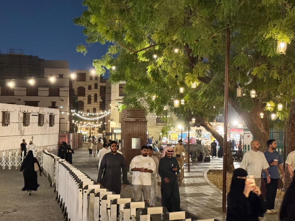 حراك-ثقافي-يعيد-إحياء-الإرث-ويستقطب-الزوار.-«اليوم»-ترصد-إطلاق-“ليالي-رمضان”-في-جدة-التاريخية