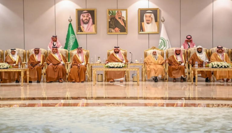 أمير-جازان-ونائبه-يستقبلان-المهنئين-بمناسبة-حلول-شهر-رمضان