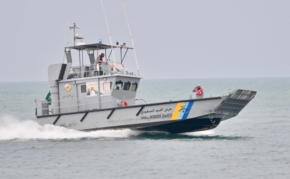 الشرقية.-حرس-الحدود-ينقذ-مواطنًا-من-الغرق-أثناء-السباحة-في-الخبر