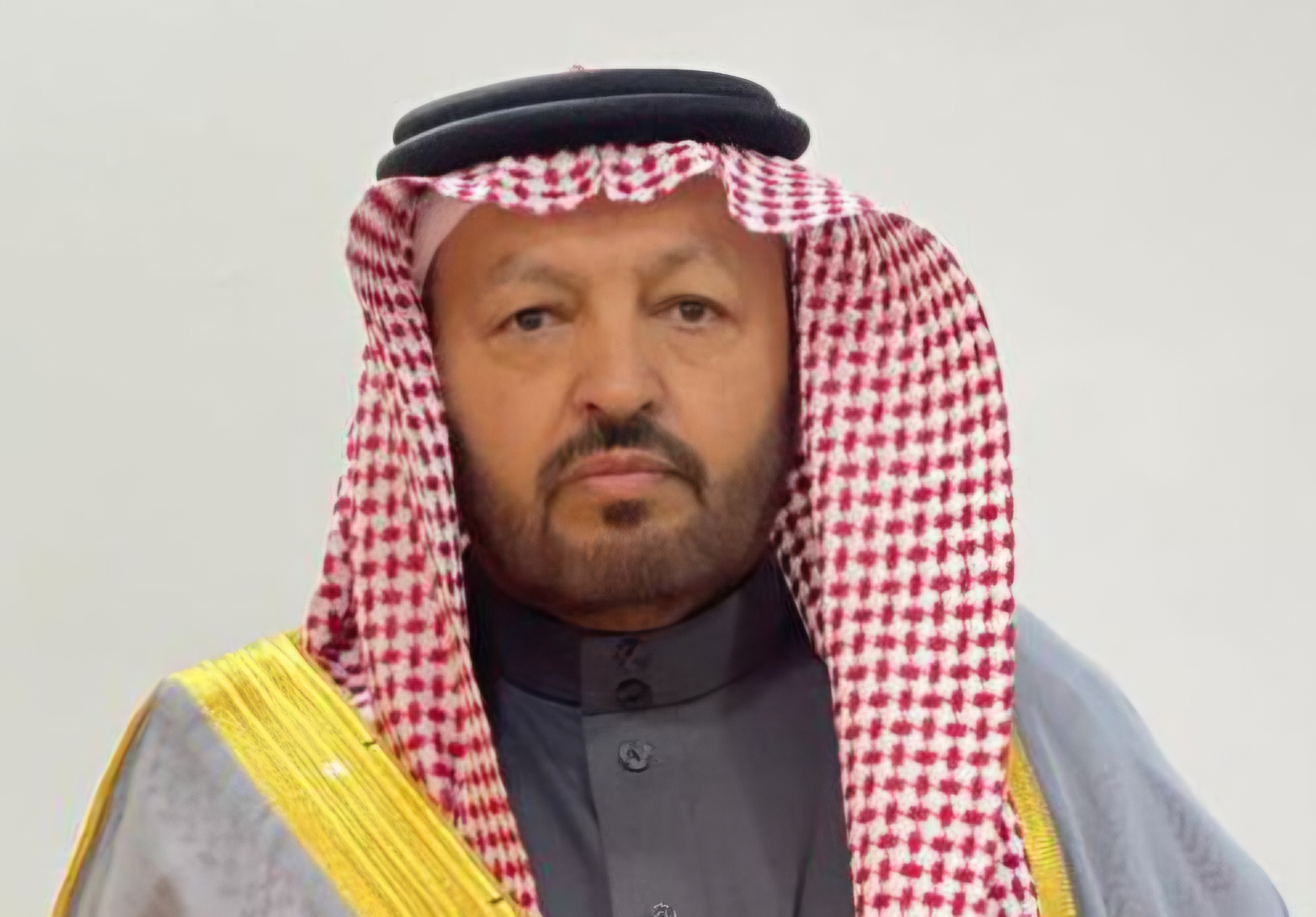 اللواء الطيار الركن عبدالله محمد القرني يوضح أسباب المطبات الهوائية ويؤكد أنها لا تشكّل خطرًا على سلامة الرحلات