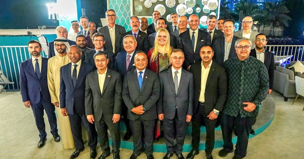 إنتركونتيننتال ينظم أمسية سحور للسفراء والدبلوماسيين في ” بيبلوس سور مير”