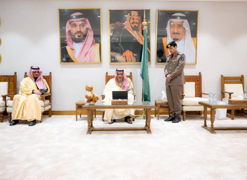 أمير الباحة يدشّن فعاليات اليوم العالمي للدفاع المدني بالمنطقة