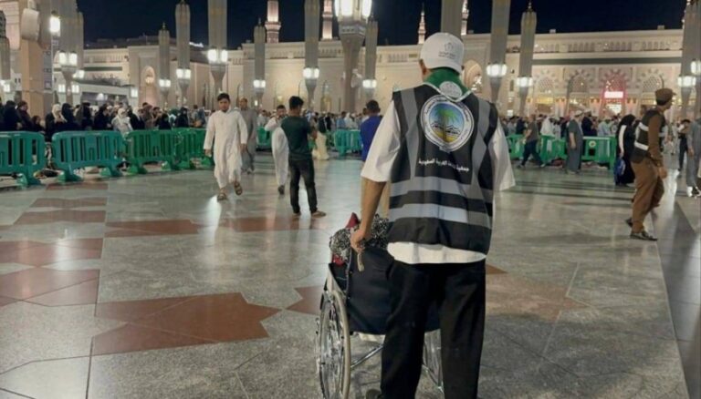 وزارة-الرياضة-تواصل-تنفيذ-البرنامج-السنوي-لخدمة-المعتمرين-وزوار-الحرمين-الشريفين