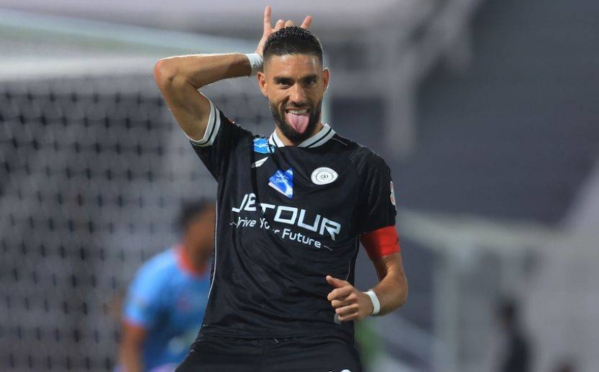 كاراسكو اللاعب الأفضل في فبراير