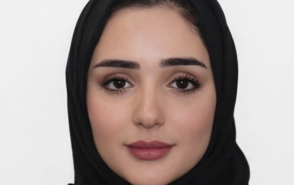 مختصون لـ”اليوم”: السماعات تهدد الشباب بالصمم.. وفحص المواليد المبكر إنجاز وطني