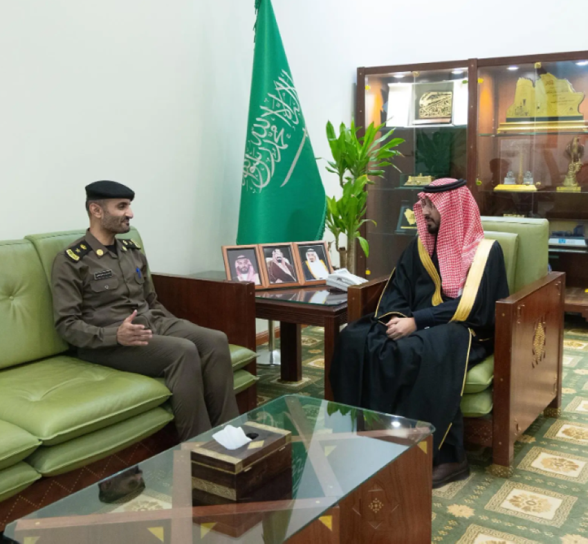 محافظ الخرج يكرّم قائد دوريات أمن طريق الخرج السابق ويستقبل المعين حديثًا
