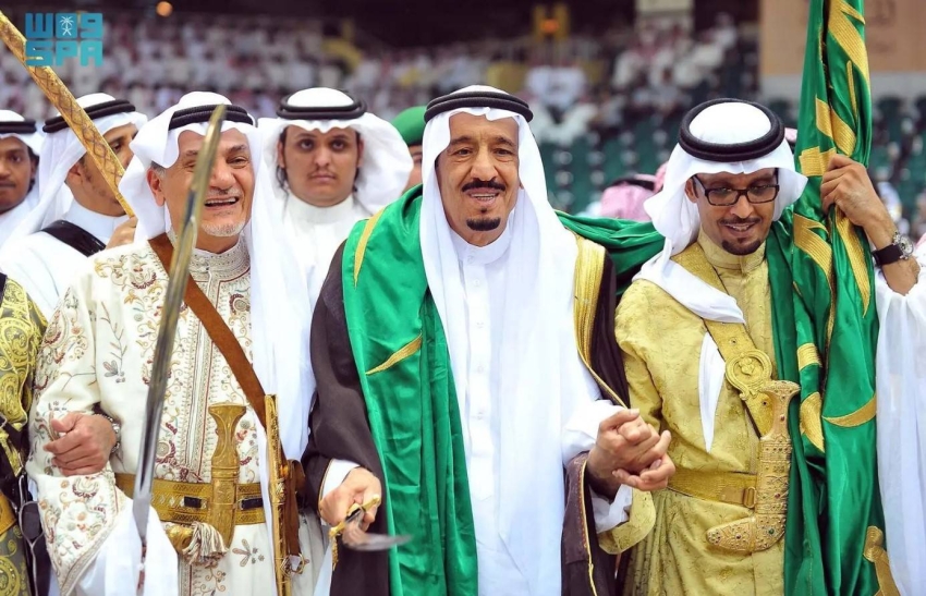 ما الرابط بين البيرق وفنّ العرضة السعودية؟