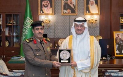 محافظ الأحساء يكرّم مساعد مدير شرطة المحافظة السابق