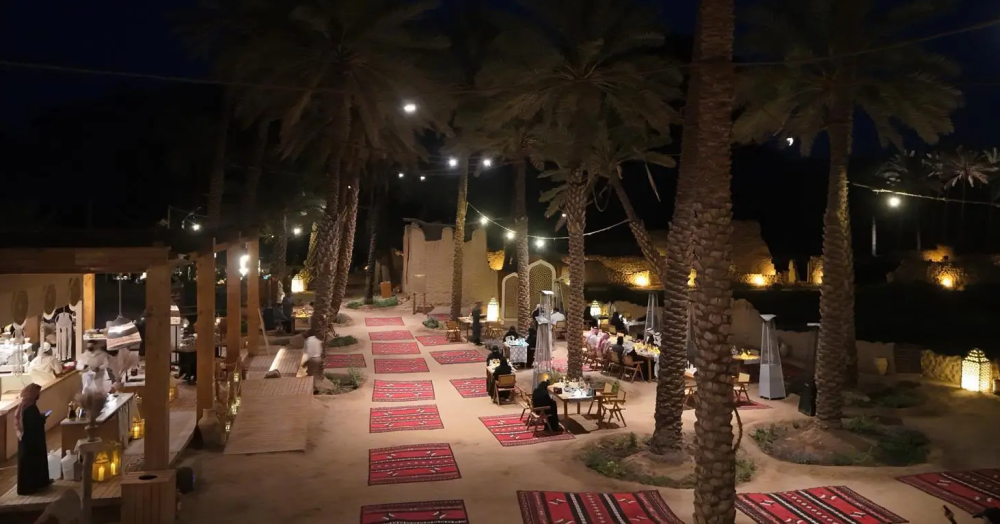 “ليالي رمضان في العُلا.. تجربة فريدة بين واحات النخيل وأصالة الموروث