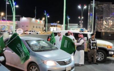 بلدية رنية توزع أكثر من 2000 علم في يوم العلم