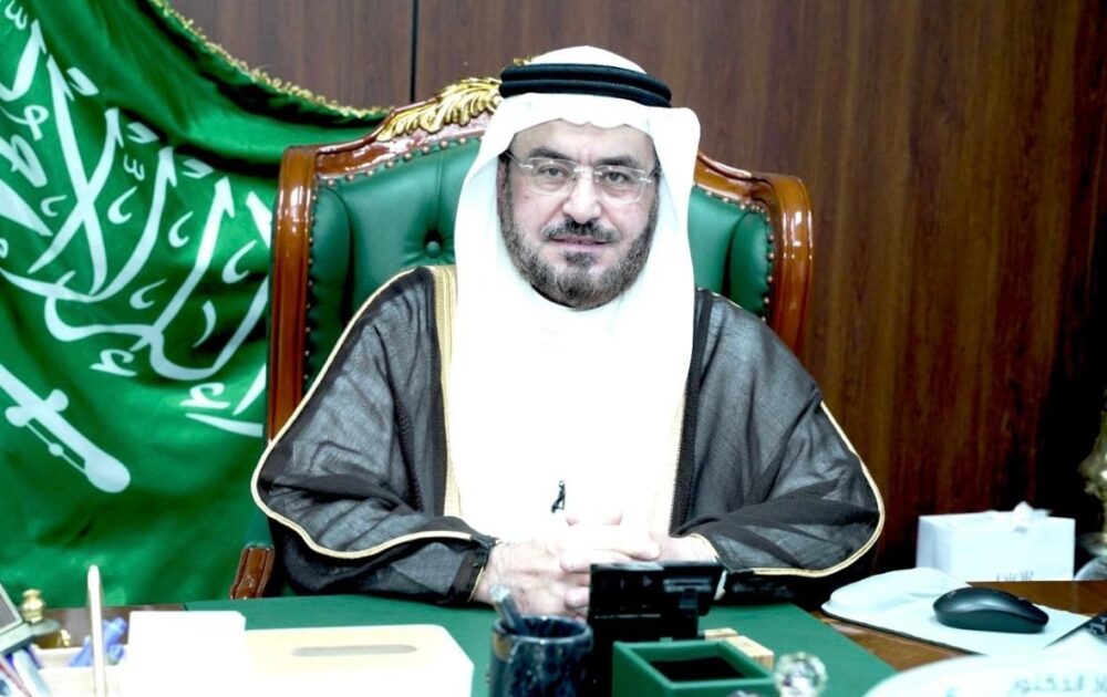 استشاري لـ”اليوم”: احذروا زيادة وزن المراهقين في رمضان وتصحيح التغذية بداية العلاج