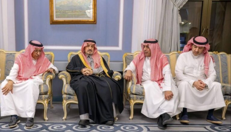 أمير-منطقة-الرياض-يعزي-في-وفاة-رجل-الأعمال-حمد-الجميح