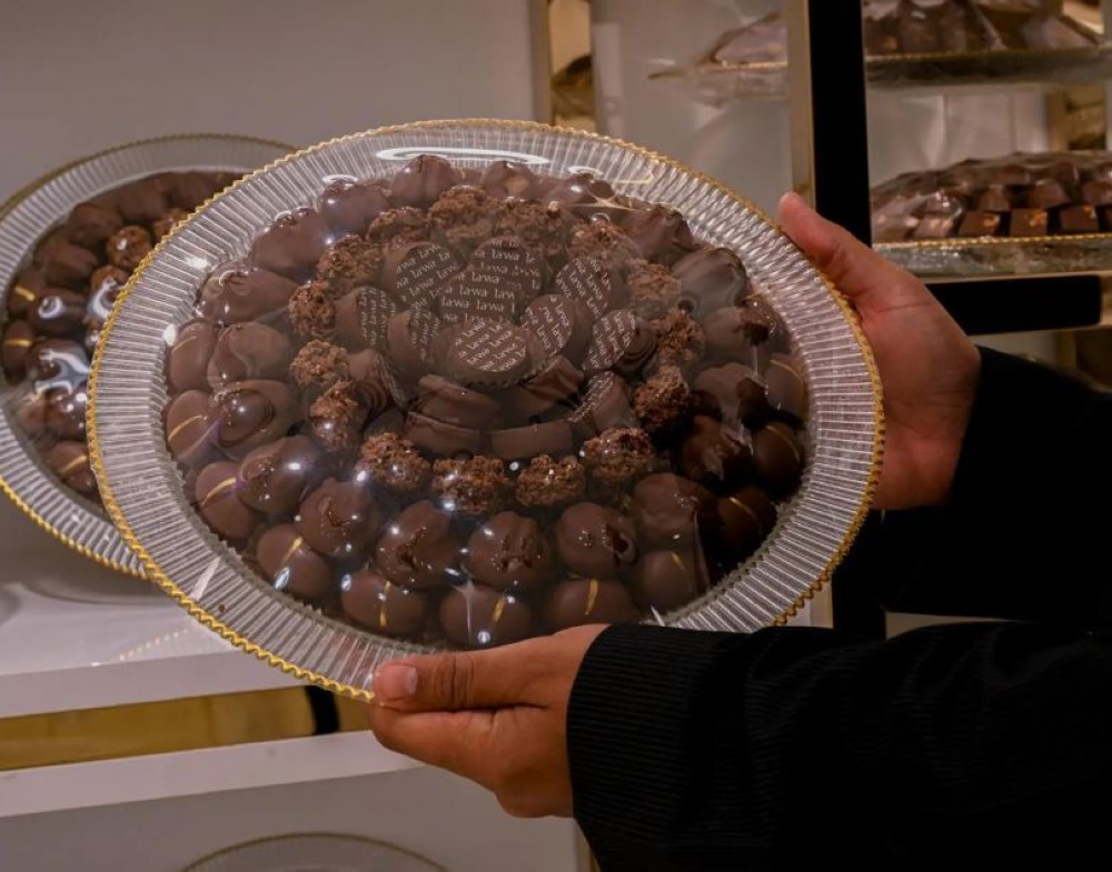 احذر.. الإفراط في حلويات العيد يزيد مخاطر ارتفاع السكر وضغط الدم