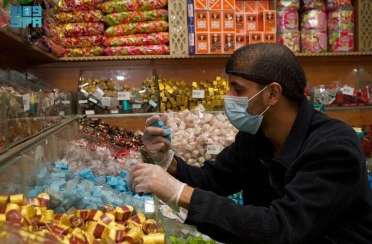 أمانة-الباحة-تكثّف-رقابتها-بأكثر-من-8-آلاف-زيارة-ميدانية-على-الأسواق-استعدادًا-للعيد