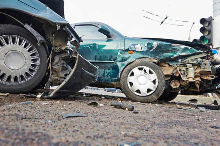 عاجل-–-”السلامة-المرورية“.-الجوال-والسرعة-يرفعان-وفيات-الدهس-بالشرقية-في-العيد