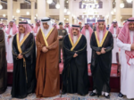 أمير منطقة الرياض يؤدي صلاة الميت على الأميرة نوره بنت عبدالعزيز بن عبدالرحمن آل سعود