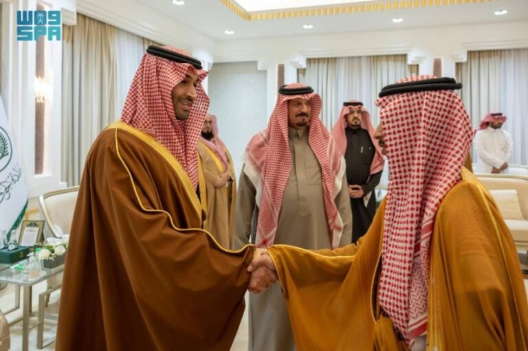 نائب-أمير-منطقة-الجوف-يعايد-منسوبي-الإمارة-بمناسبة-عيد-الفطر