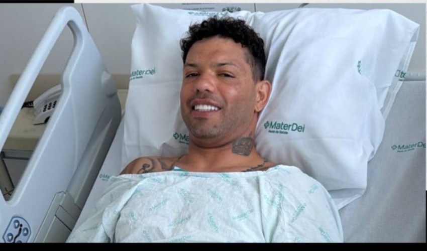 كارلوس لاعب الشباب يجري جراحة ناجحة