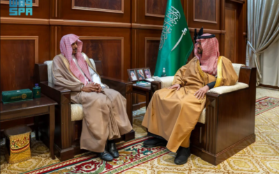 نائب أمير حائل يطلع على أعمال فرع هيئة الأمر بالمنطقة