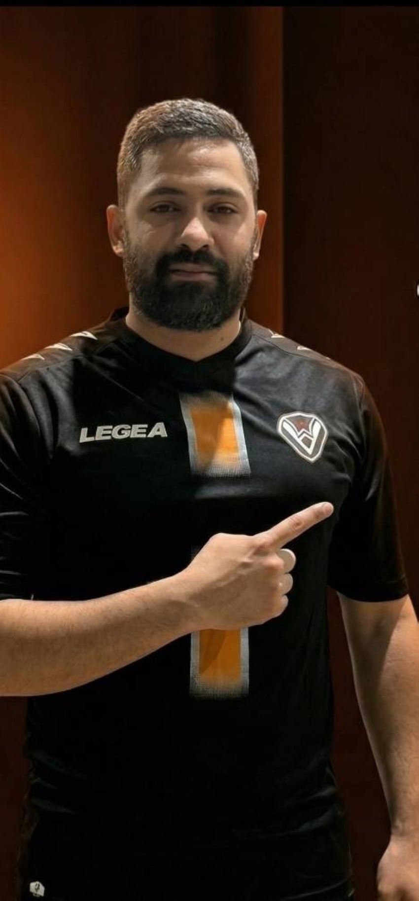 التونسي-حازم-تيجاني-مدربًا-لسباحة-الصفا