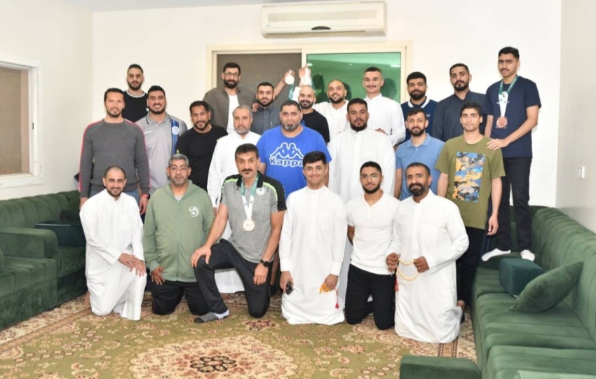 الخويلدية يكرم فريق اليد لتحقيقه المركز الثالث