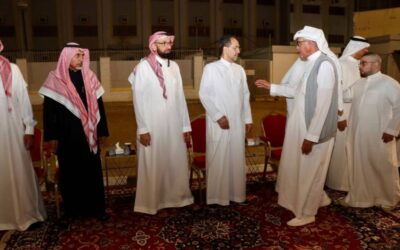 آل خوقير يستقبلون المواسين في وفاة فقيدهم