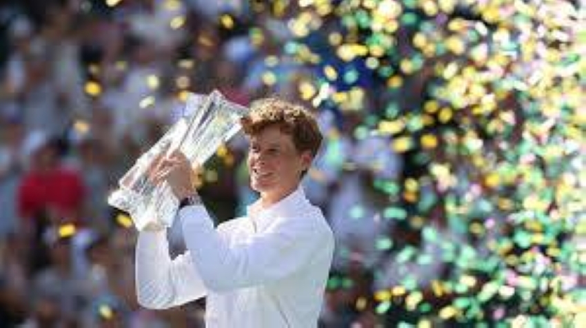 الإيطالي سينر يتوج بلقب بطولة ميامي للتنس