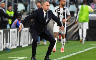 توتنهام يقيل مدربه المؤقت تيودور