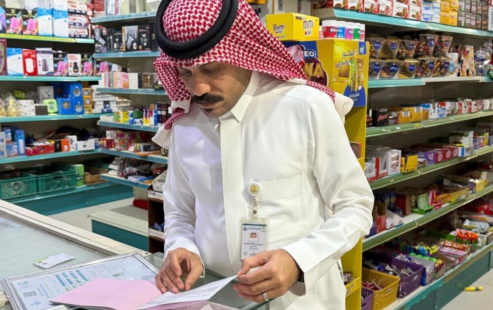 عين دار.. تنفيذ أكثر من 80 جولة رقابية ورفع 170 طنًا من الأنقاض خلال شهرين