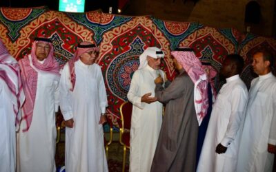 ال السادات وال شربتلي يستقبلون المواسين في وفاة فقيدهم