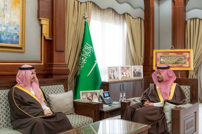 أمير المدينة يستقبل محافظ بدر الجديد