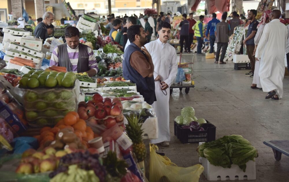 الدمام.. وفرة السلع واستقرار الأسعار يبرزان متانة منظومة الأمن الغذائي