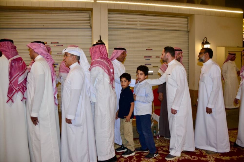 أسرة خلاوي يستقبلون المواسين في وفاة فقيدهم المستشار احمد