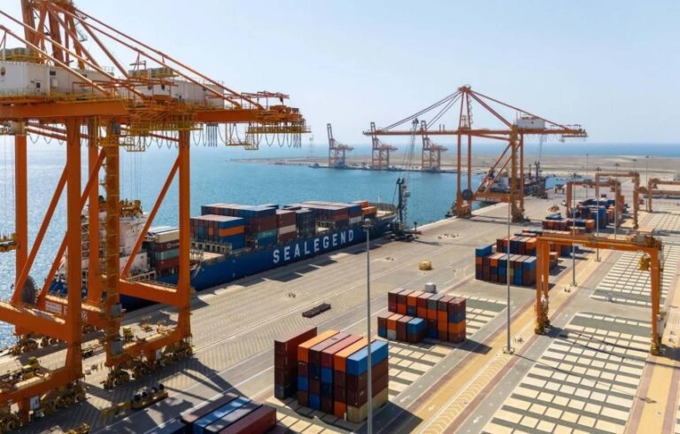 ميناء-جازان-يعزز-قدرات-المملكة-اللوجستية-على-البحر-الأحمر