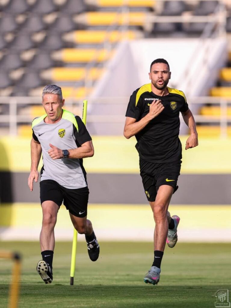 أزمة مهاجمين في الاتحاد قبل الحسم الآسيوي